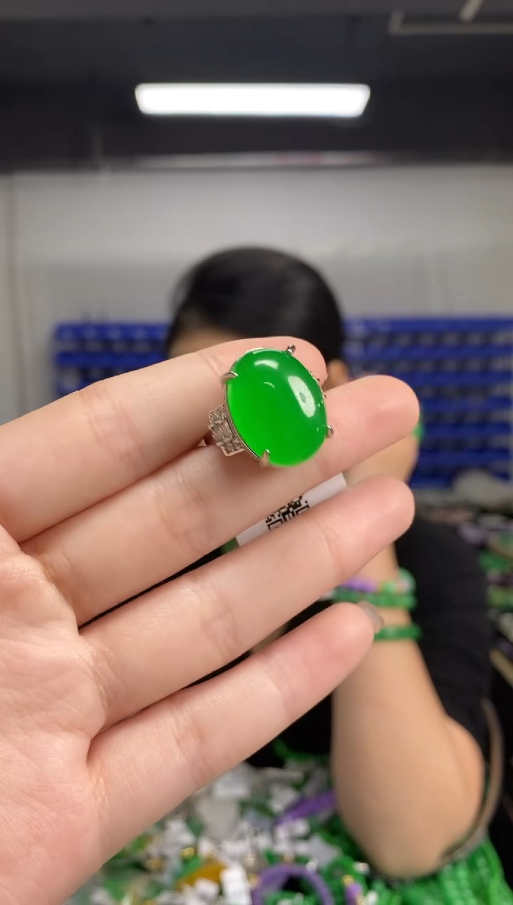 未镶嵌戒指翡翠 多样性发其一颜色微差