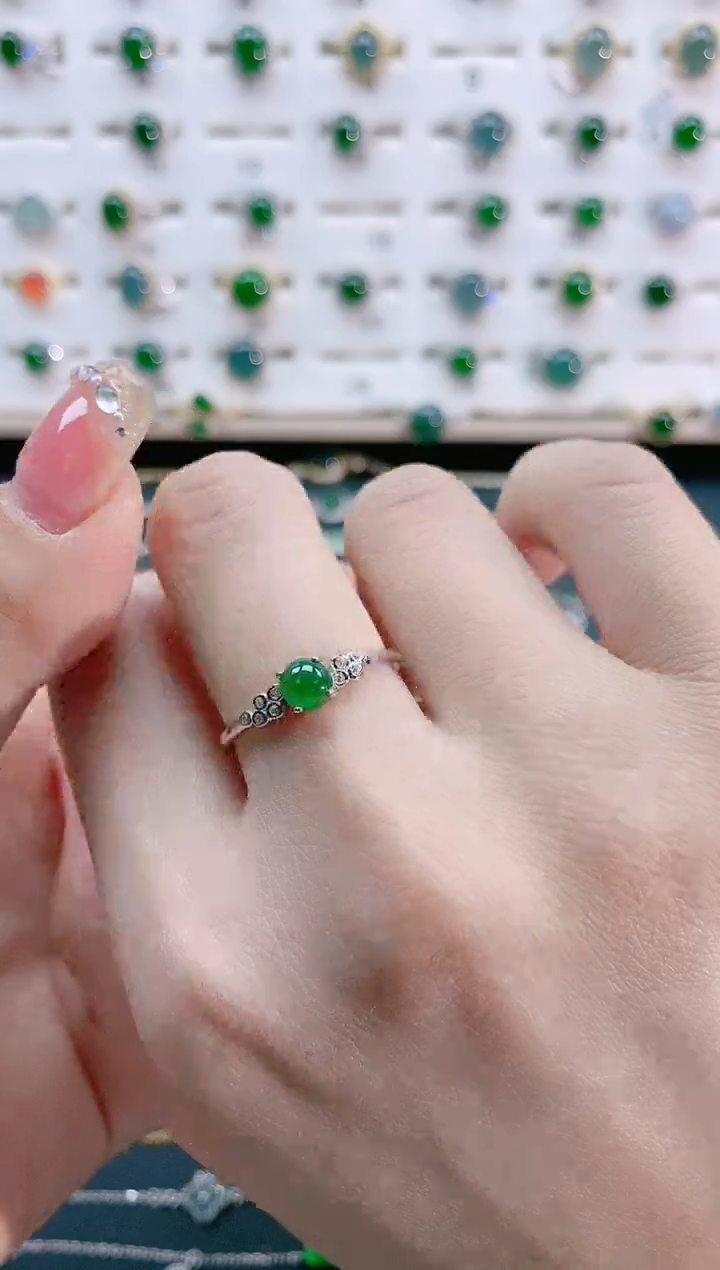 【闪购商品】翡翠戒指银S925镶嵌天然翡翠