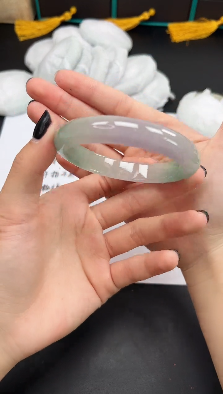 精品手镯礼盒装，一物一拍：40