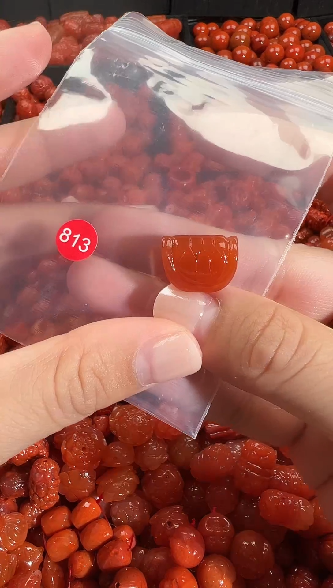 颈饰未镶嵌南红玛瑙1