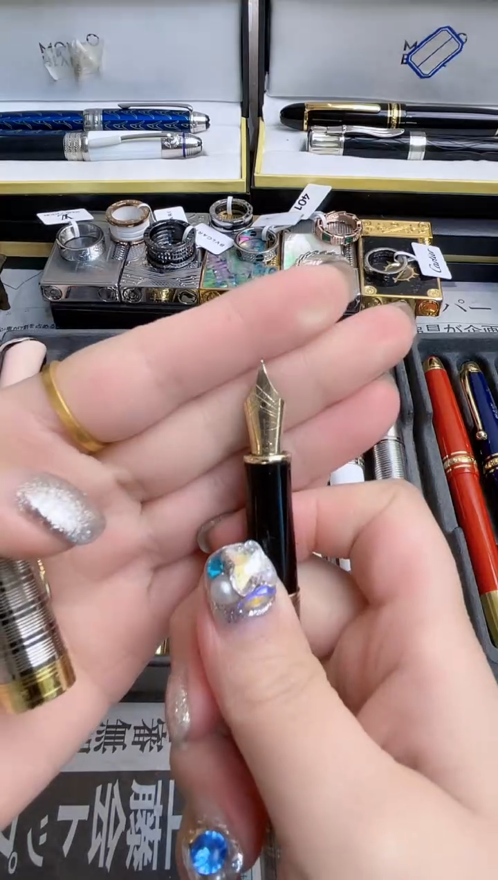 瓷片fsdgjhskgha666