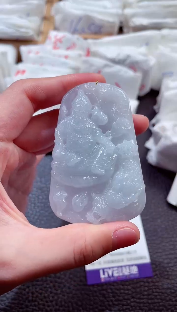 翡翠未镶嵌颈饰00000889