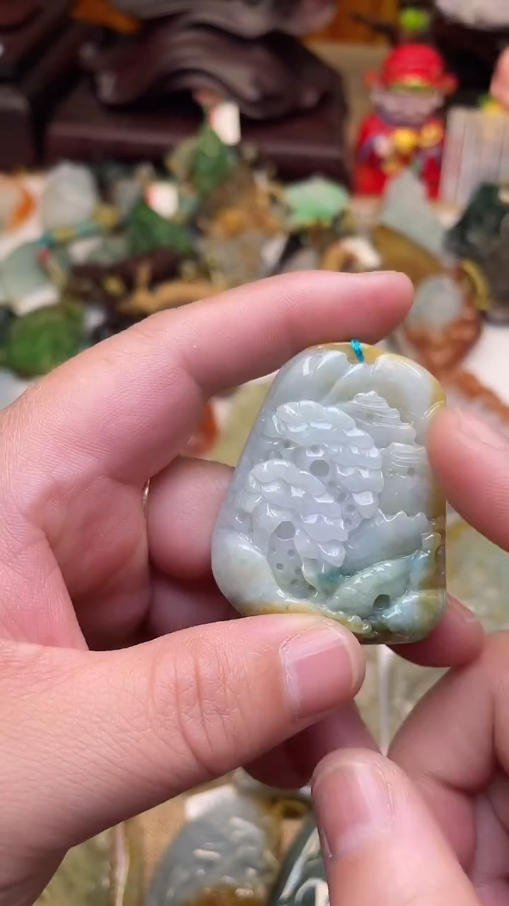 颈饰未镶嵌翡翠2