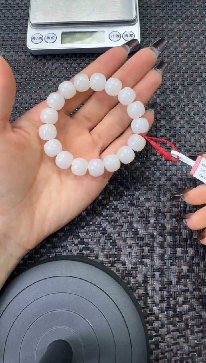 未镶嵌手串和田玉且末金山白玉老型珠卡11*12手串