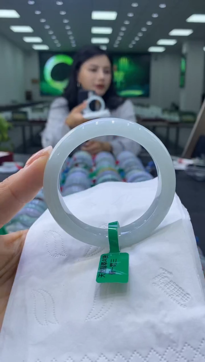 未镶嵌手镯翡翠00001719