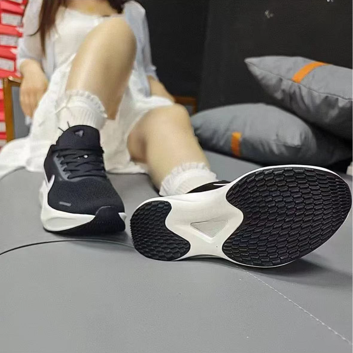 【运费险】断码-时尚百搭透气潮鞋男女情侣款耐磨运动鞋