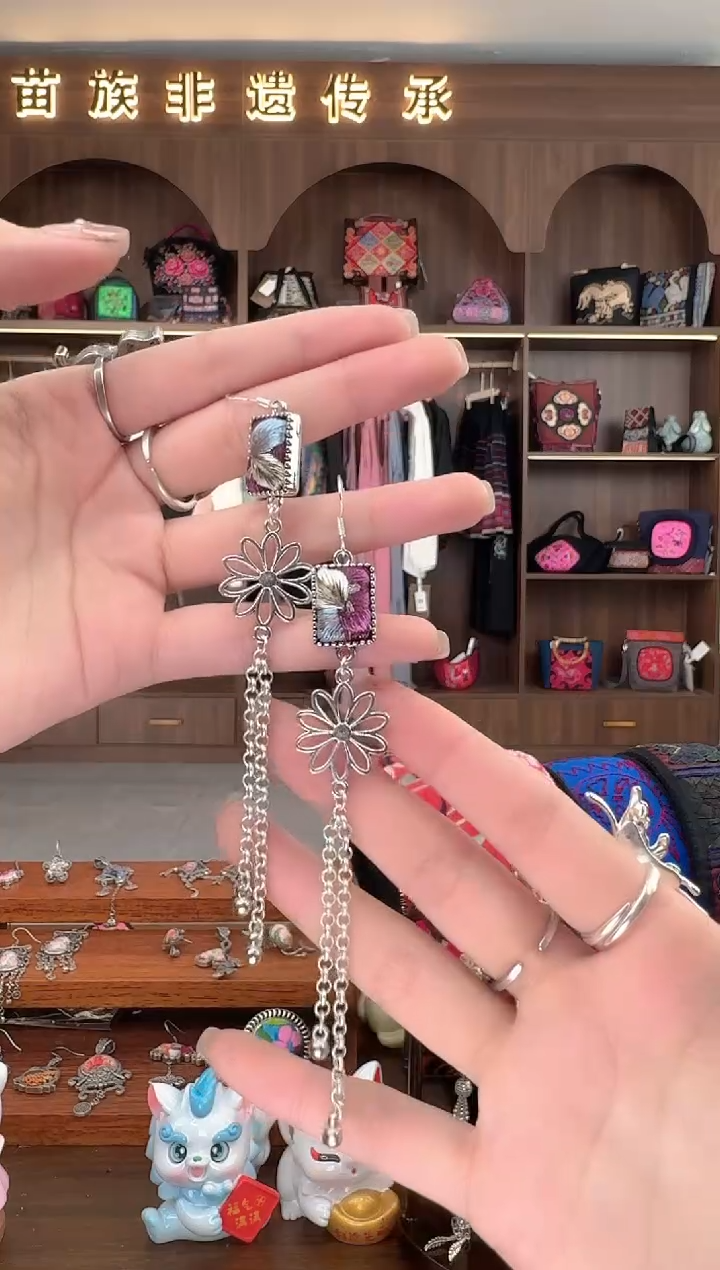 【闪购商品】织绣扶光苗绣传承49