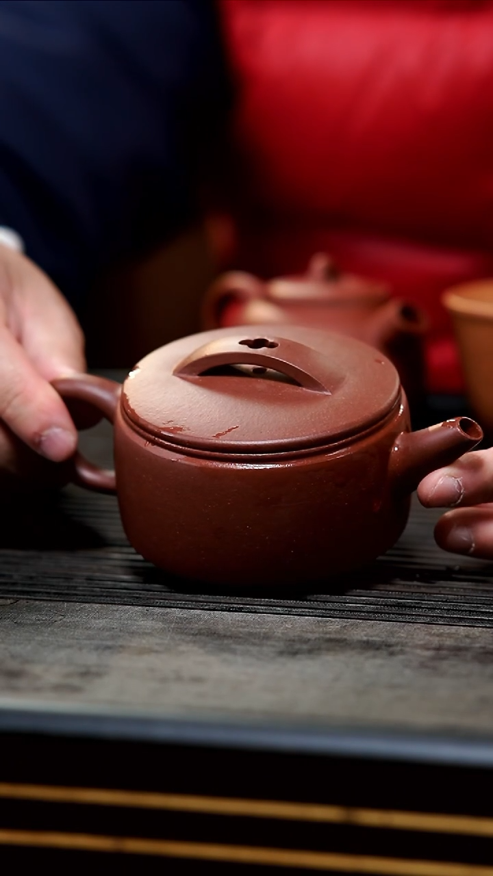 【闪购商品】紫砂茶壶15-半手底槽清汉瓦180cc