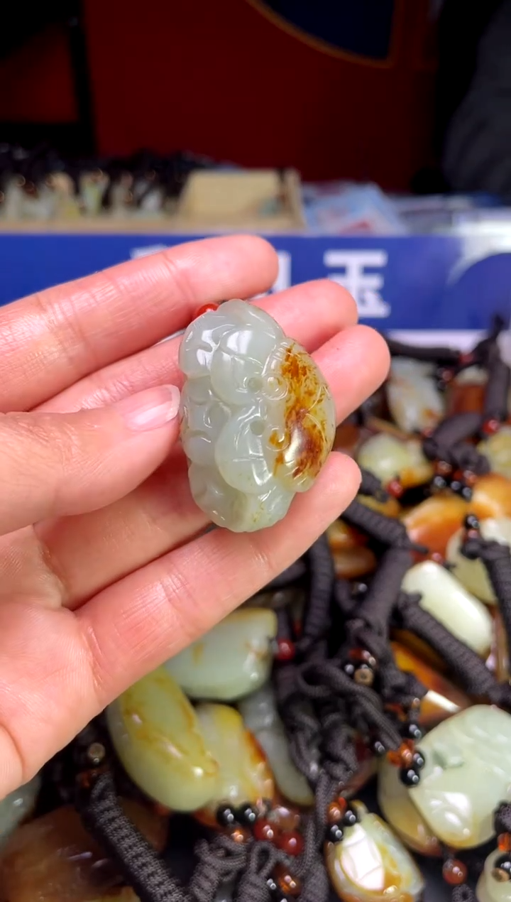 【闪购商品】和田玉颈饰未镶嵌1