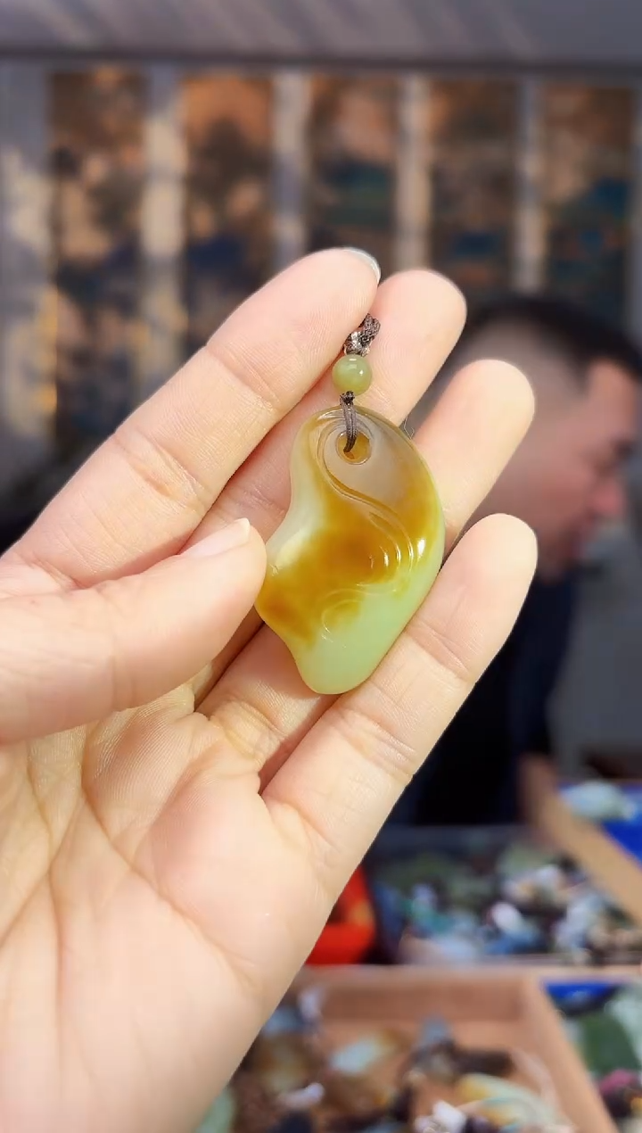 【闪购商品】和田玉挂件未镶嵌拍一发一