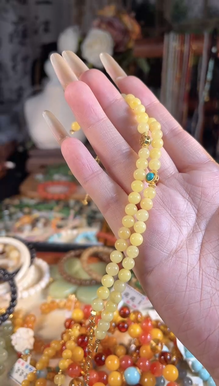 【闪购商品】蜜蜡手链未镶嵌多样性发货其一