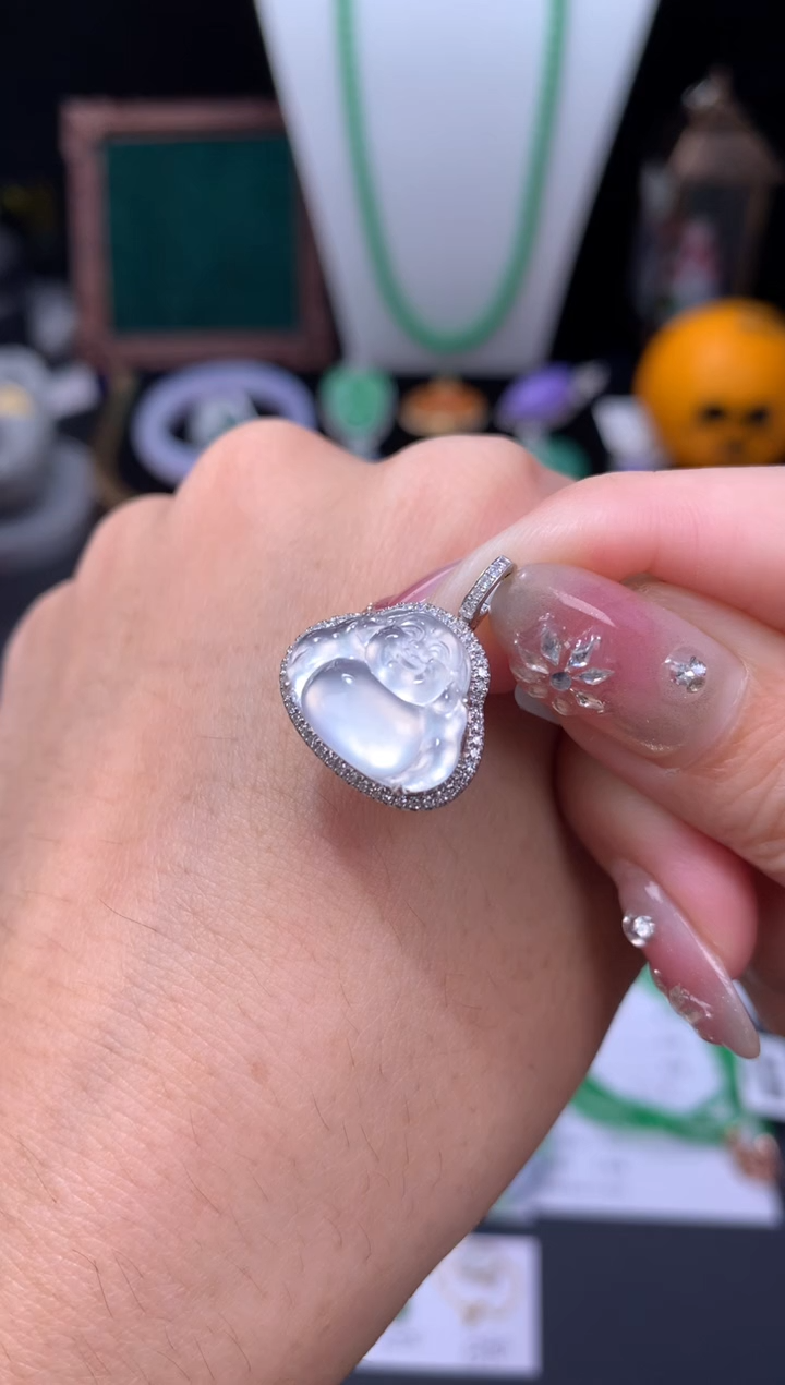 18K金镶嵌定制翡翠48小时鉴赏期 退货不扣服务费