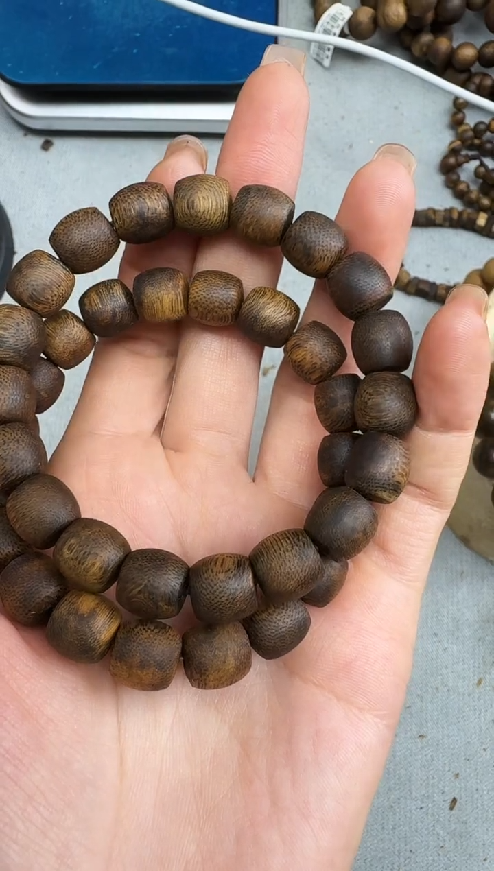 沉香手串1010张勺子鼓珠单圈多样性发一