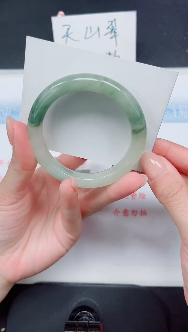 【闪购商品】石英质玉手镯未镶嵌160-53.5