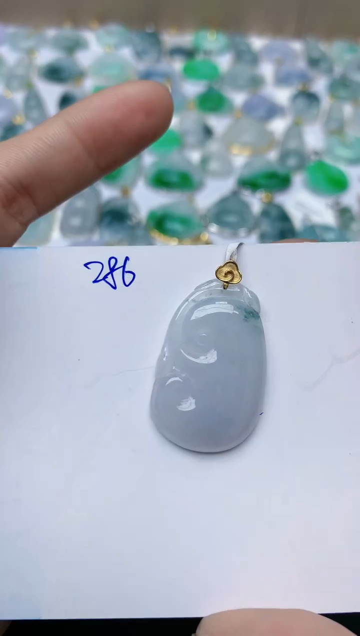 【闪购商品】翡翠颈饰18K金镶嵌天然翡翠A货    286