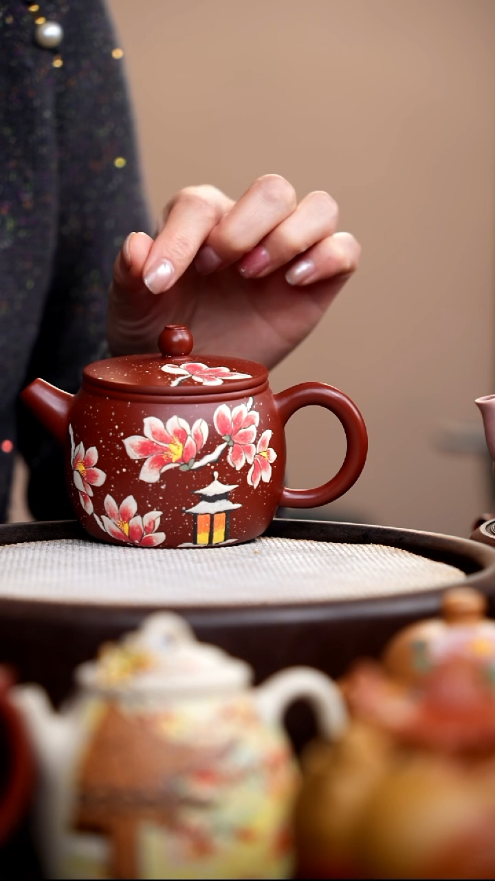 茶壶紫砂朱泥汉瓦泥绘雪灯花