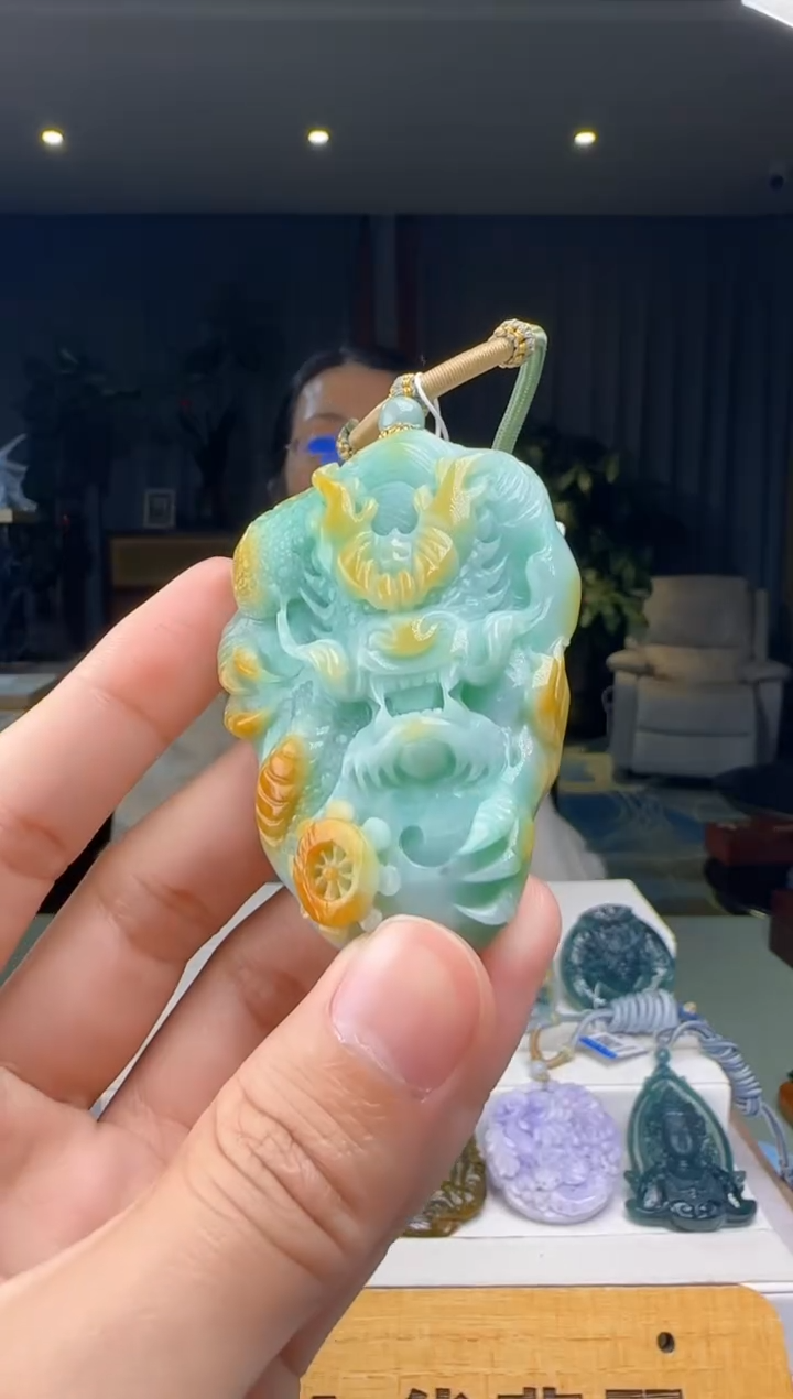 【闪购商品】翡翠吊坠(不含链)未镶嵌XM@@960Q7J03208