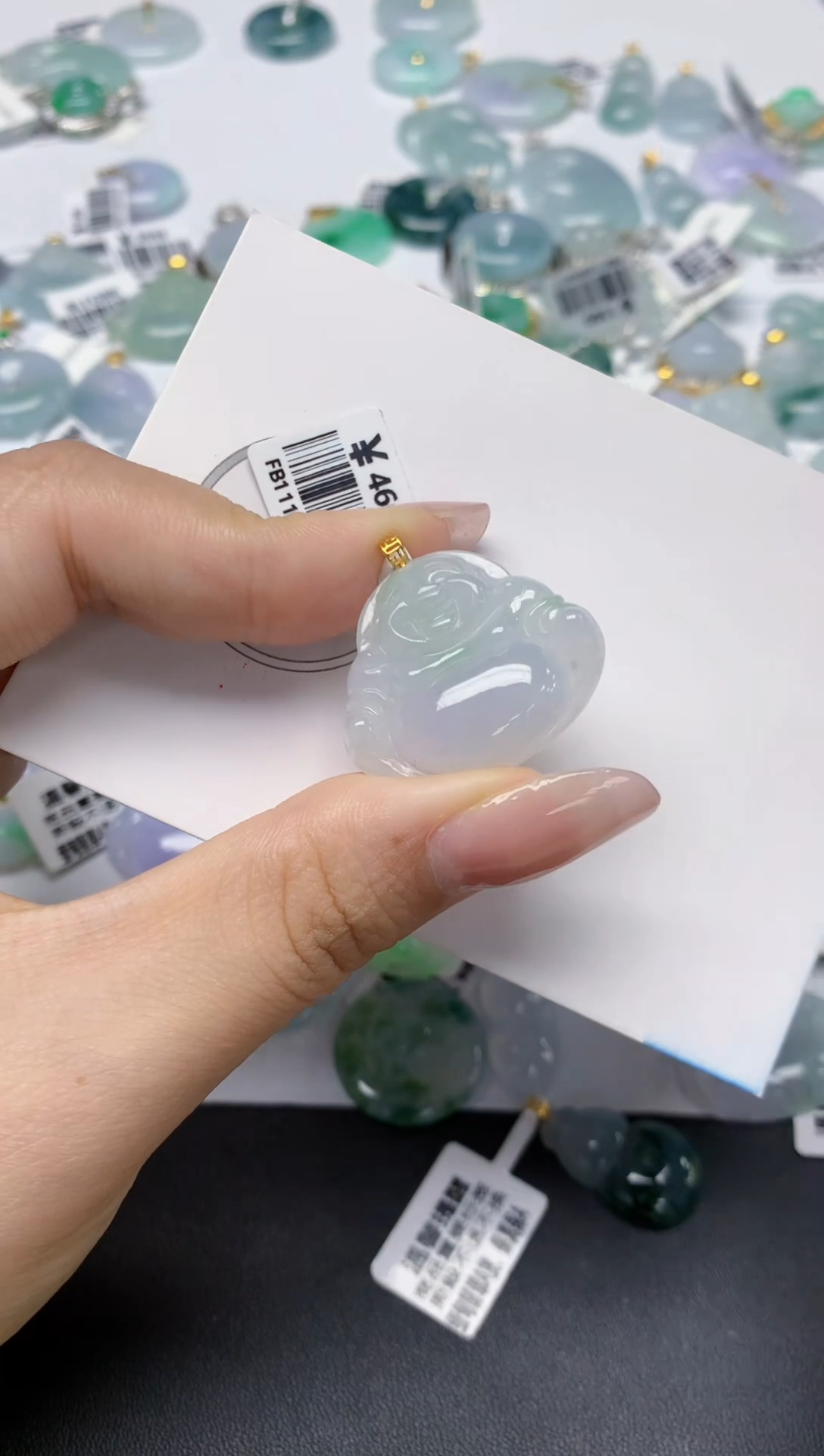 颈饰18K金镶嵌翡翠天然缅甸a货翡翠百元以上9元证书费自理