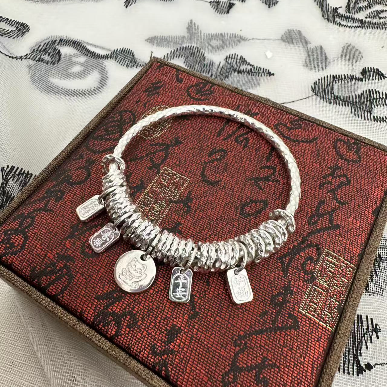 足银手镯 0168 吉言猫猫盘缠隐形开口手镯时尚百搭手镯