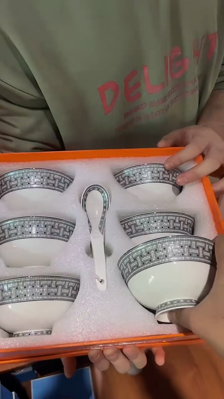 【闪购商品】鸿辉家品牌瓷器，京东包邮！