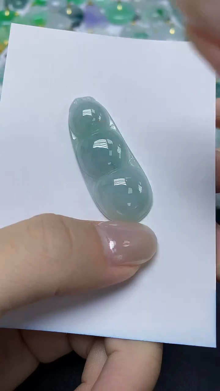 翡翠未镶嵌颈饰天然缅甸翡翠A货