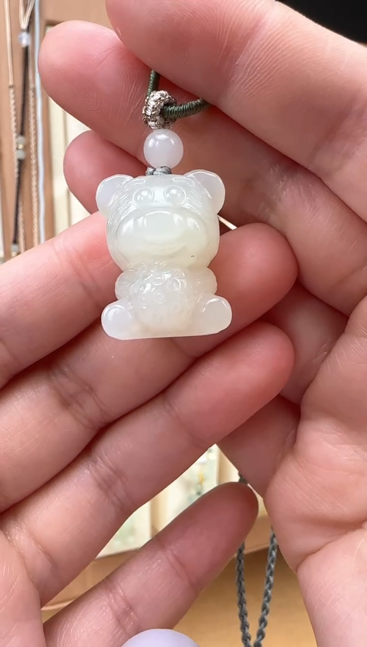 【闪购商品】和田玉颈饰未镶嵌小熊吊坠