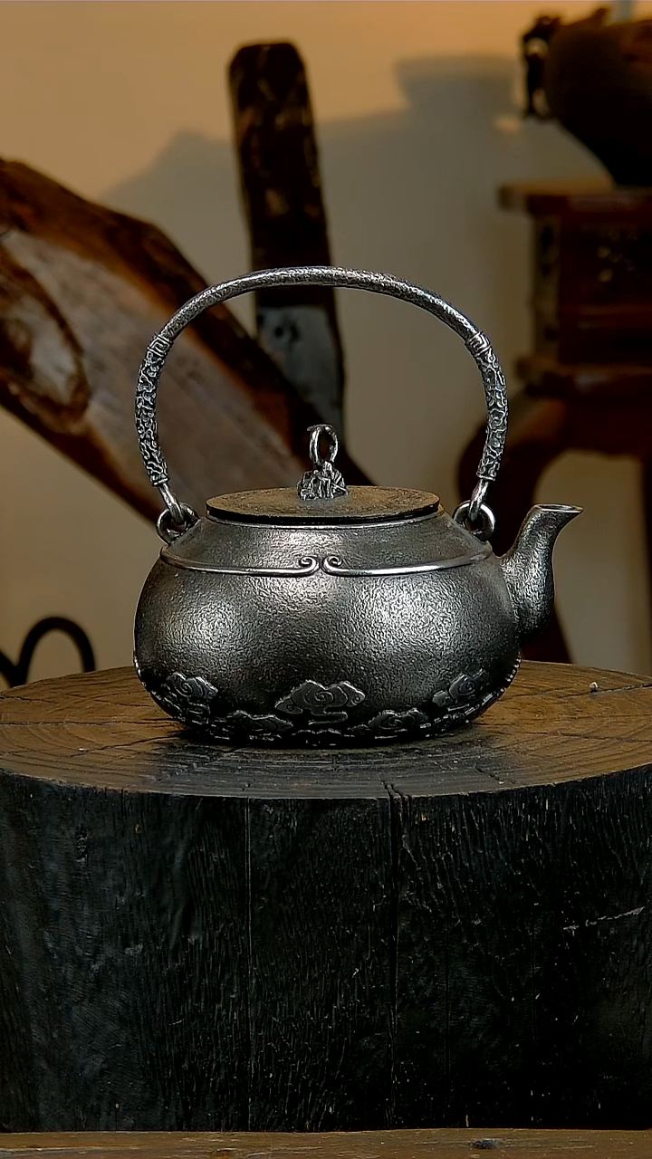 别看我人不正经。壶，正儿八经！！