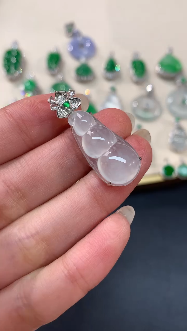 【闪购商品】翡翠吊坠(不含链)18K金镶嵌吊坠A292|7980