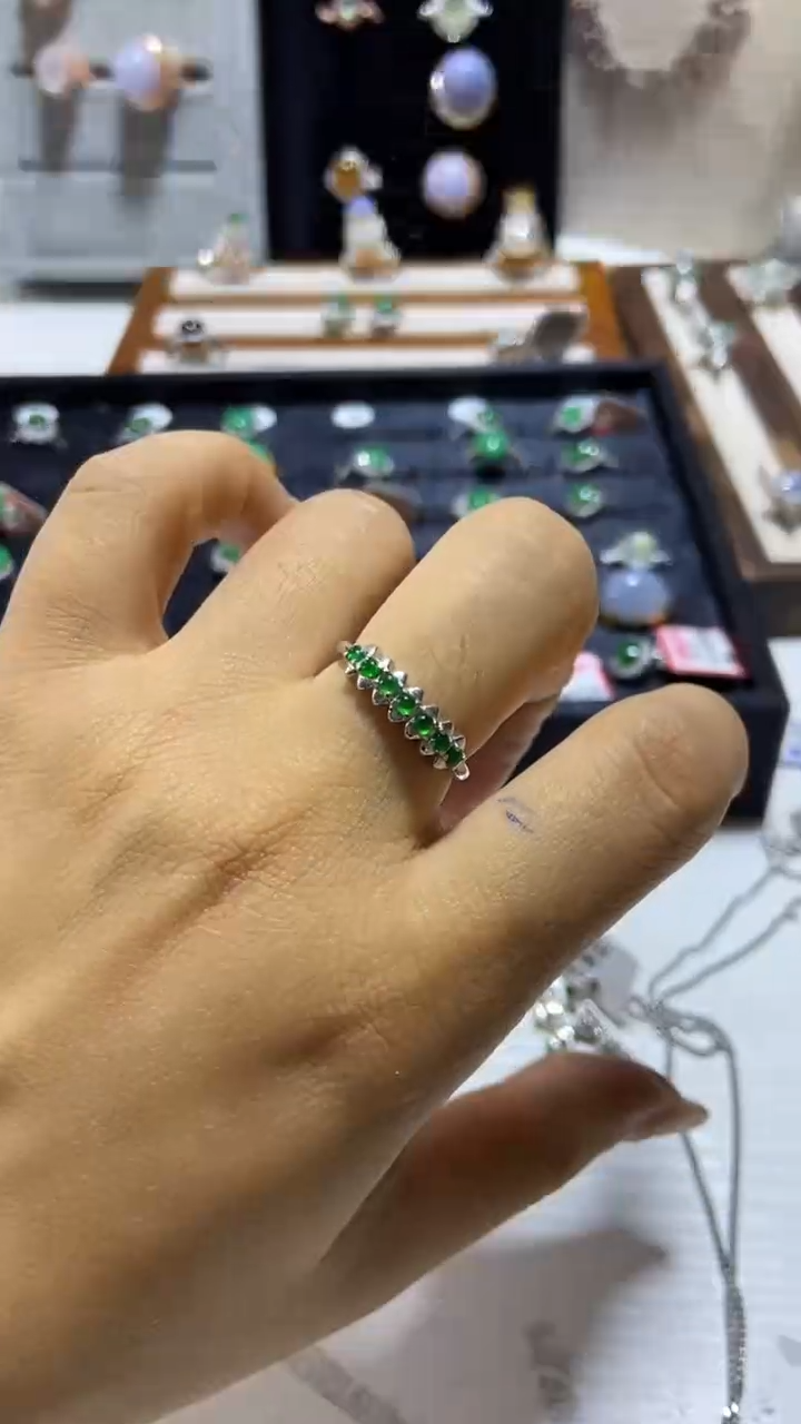【闪购商品】翡翠戒指银S925镶嵌缅甸天然A翡翠戒指