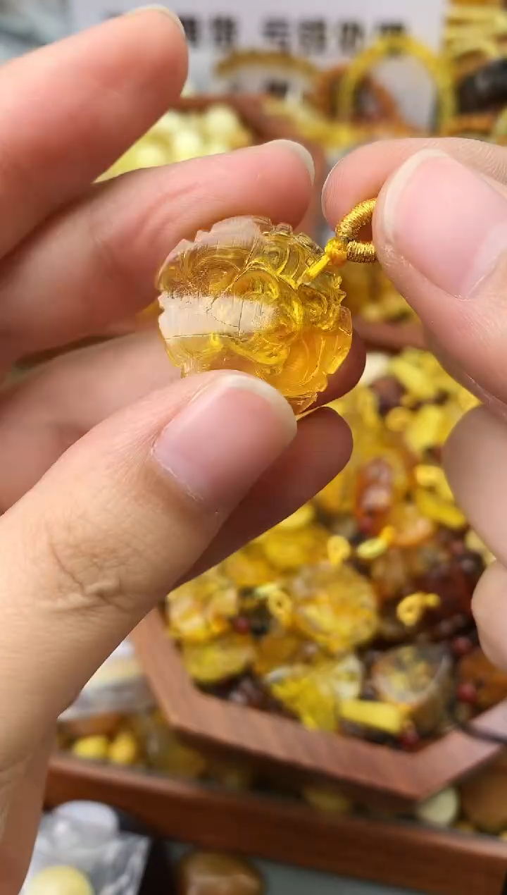 【闪购商品】琥珀珠宝奇石未镶嵌237