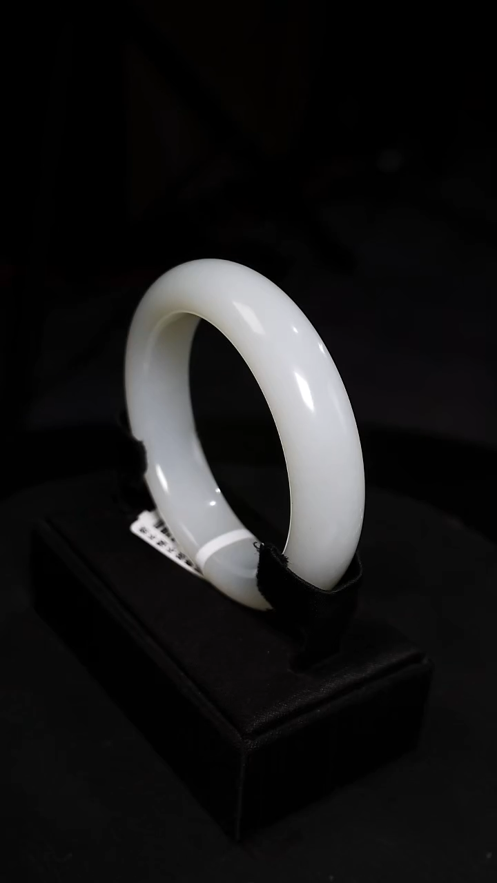 和田玉手镯未镶嵌和田玉白玉且末料手镯55.4圈