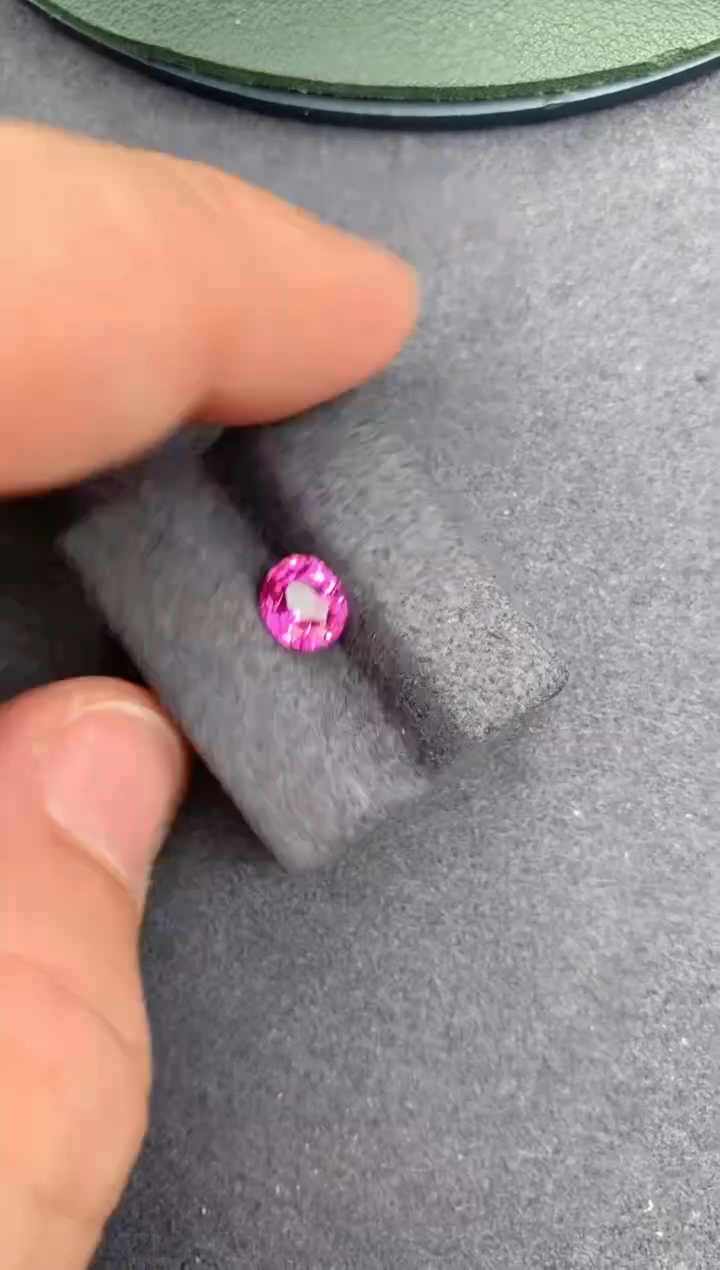 【闪购商品】蓝宝石裸石未镶嵌1.3ct 无烧粉蓝宝