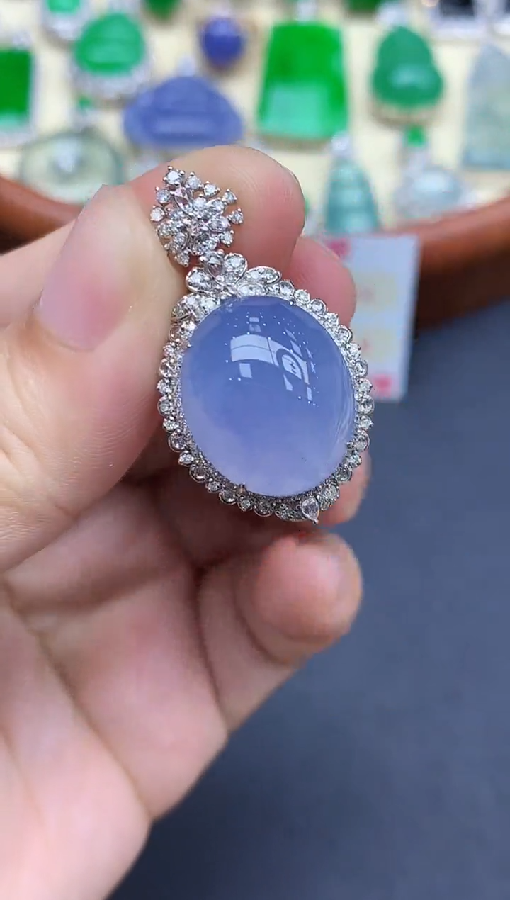 颈饰18K金镶嵌翡翠难**涂456-中国好珍宝