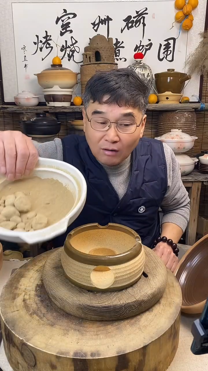土陶家用鼓形酒精炉 