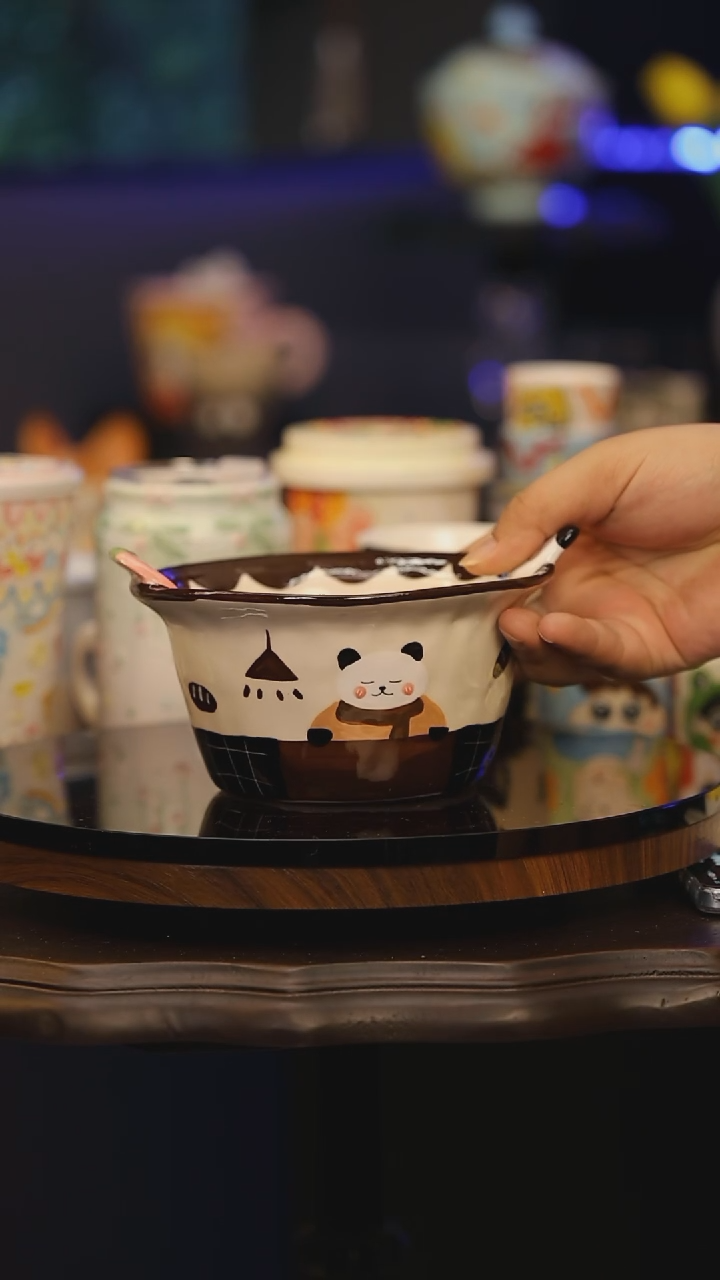 【闪购商品】摆件景德镇釉下彩绘设计师款式陶瓷