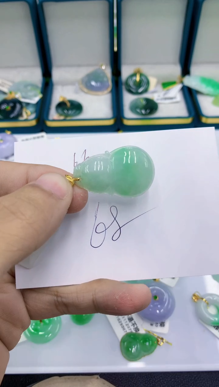 颈饰未镶嵌翡翠11111111