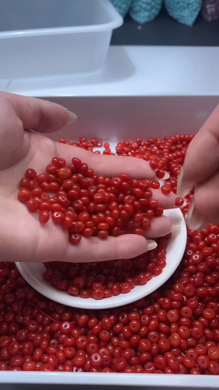 未镶嵌颈饰玛瑙/玉髓W3127云南保山肉南红算盘6*3MM*25颗