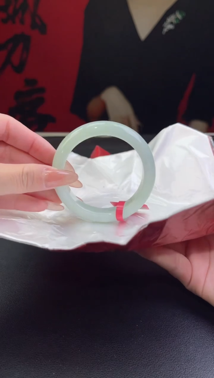 【闪购商品】翡翠手镯未镶嵌8翡翠手镯