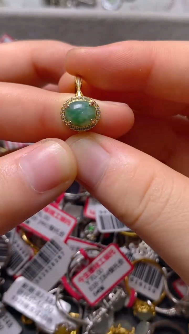 银S925镶嵌戒指翡翠百内无证书