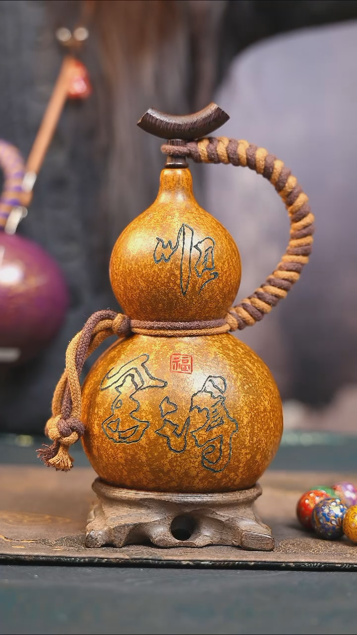【闪购商品】XE221大漆酒葫芦不包手串及旋转底座