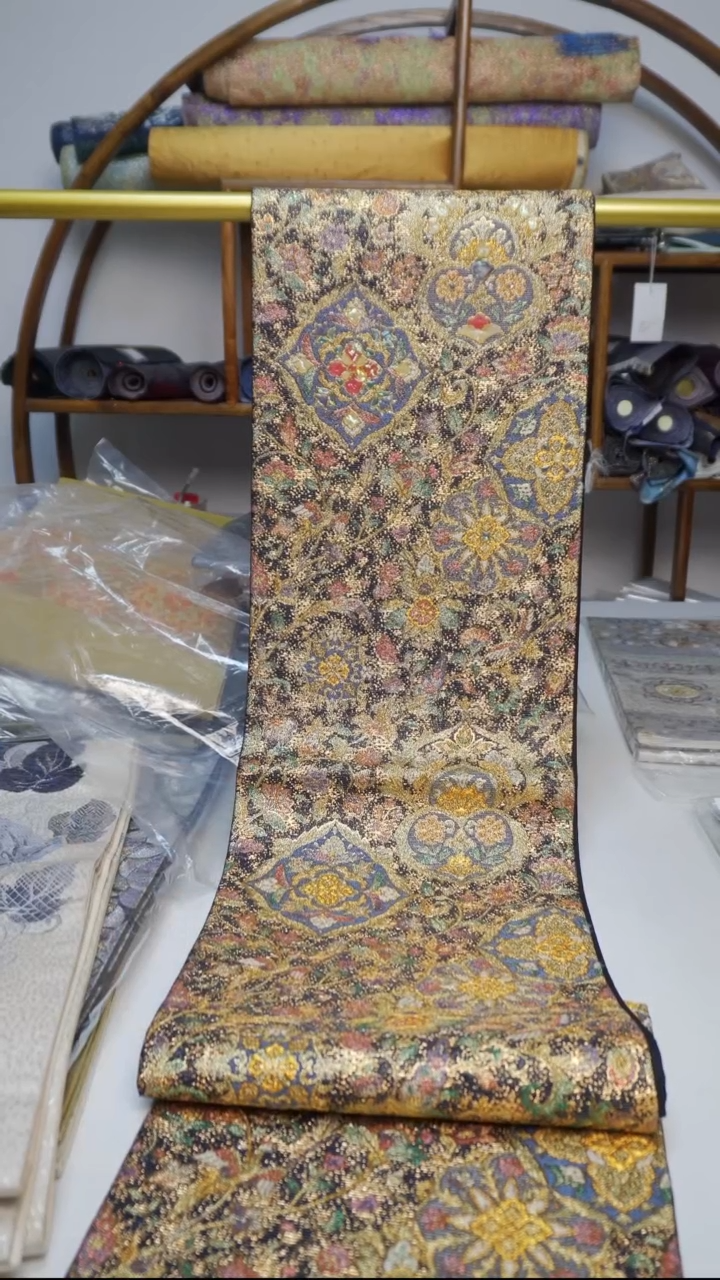 织绣107 彩金螺钿螺钿