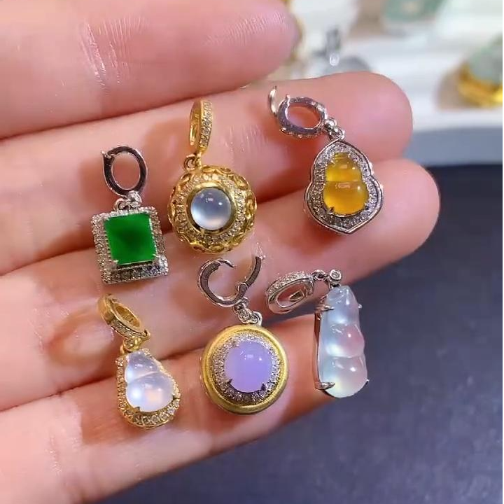 玥集珠宝 18K金 翡翠吊坠合集 （不含链）多样性发货一件  CZX