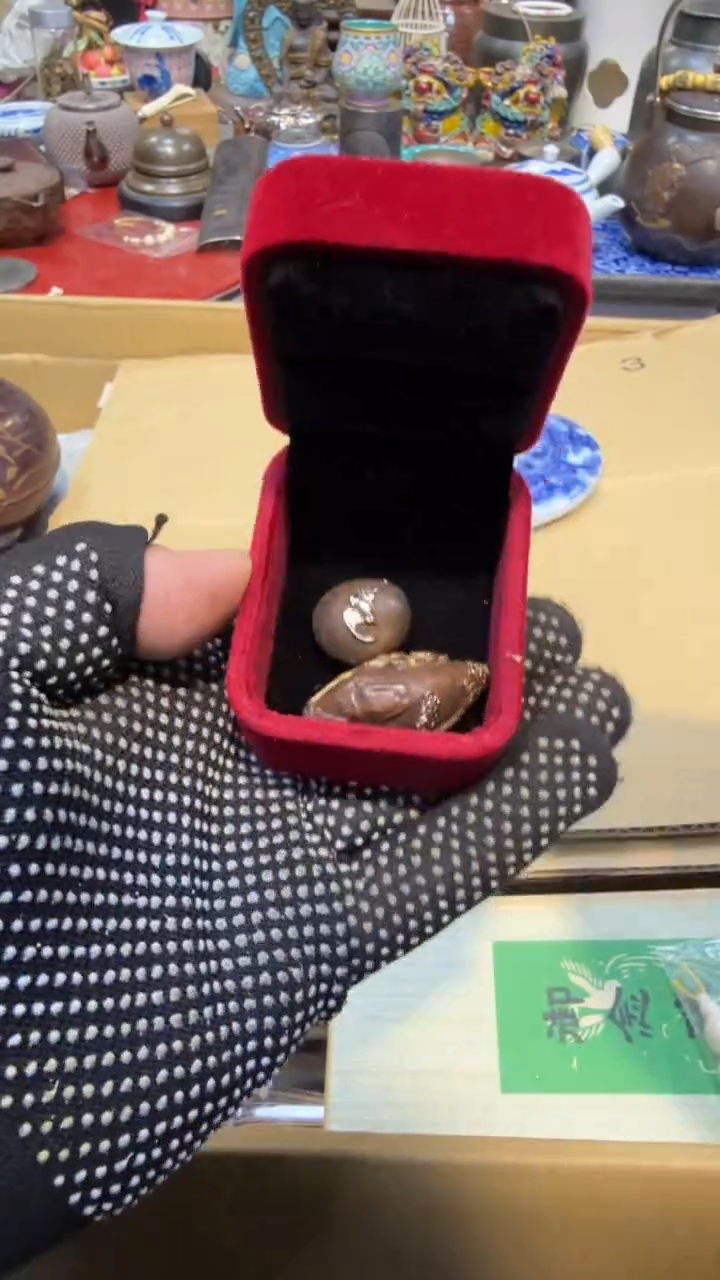 金属中古艺术工艺美术品