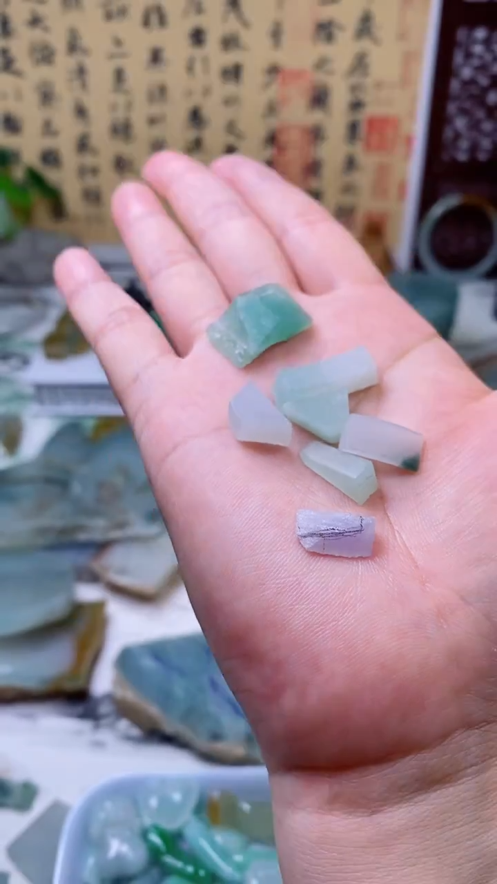 定制翡翠未镶嵌017明料一手