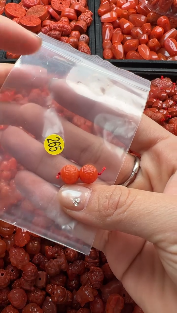 【闪购商品】南红玛瑙颈饰未镶嵌1