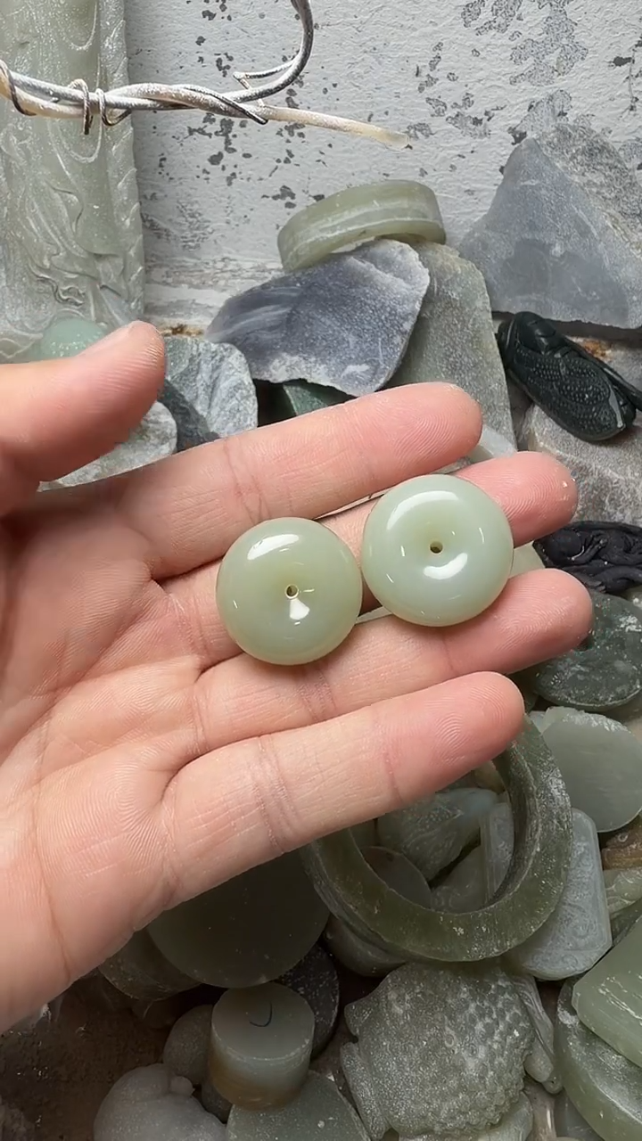 吊坠(不含链)未镶嵌和田玉平安扣25mm+多样性发，拍一发一