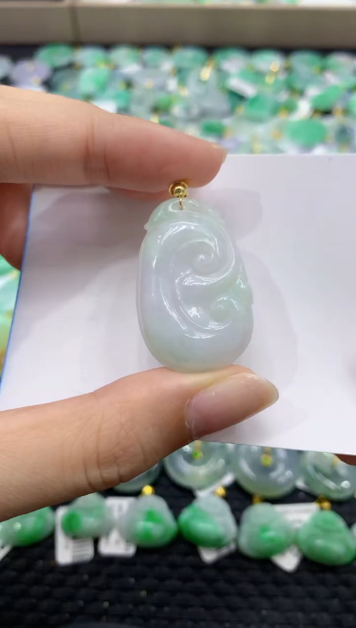 颈饰未镶嵌翡翠天然缅甸翡翠A货