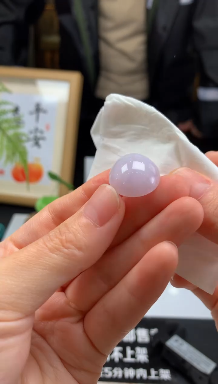 翡翠未镶嵌颈饰税***服---19242