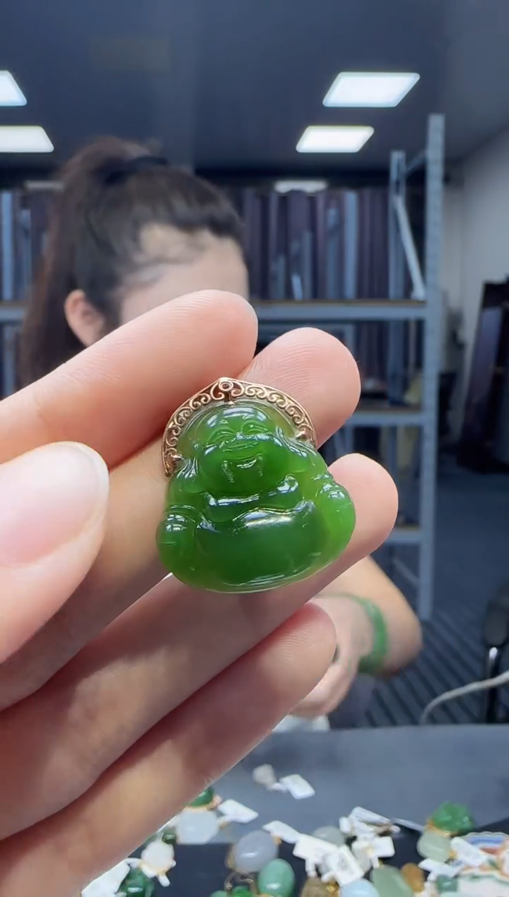 和田玉18K金镶嵌挂件1