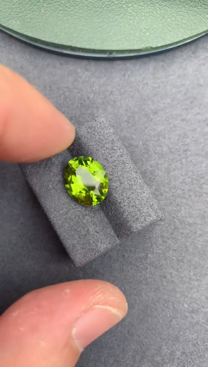 【闪购商品】橄榄石裸石未镶嵌5ct 橄榄石